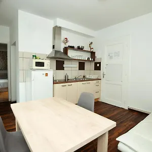 buradan rezervasyon yapın